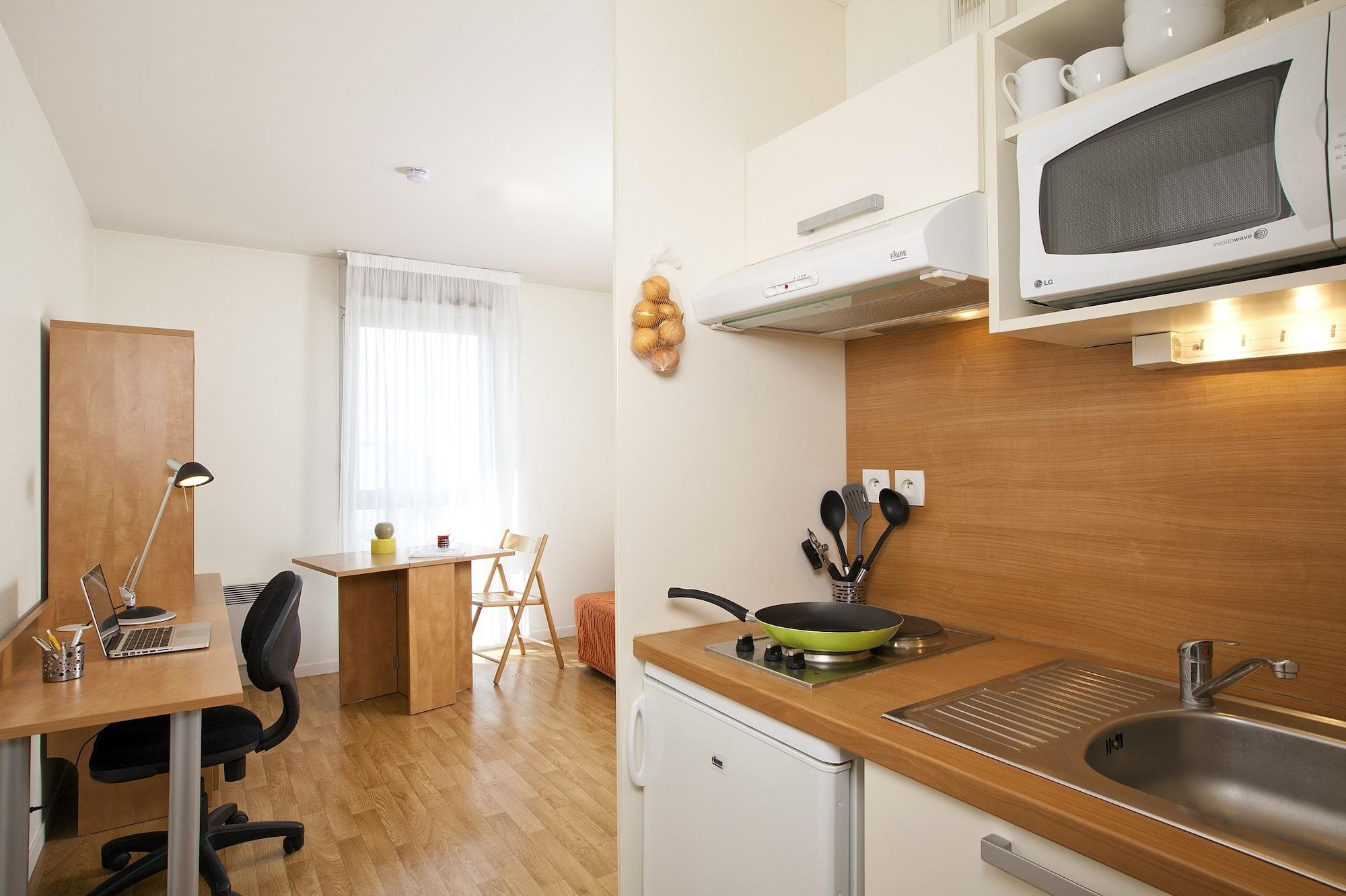 Sejours & Affaires Rennes Longs Champs Aparthotel Exterior foto